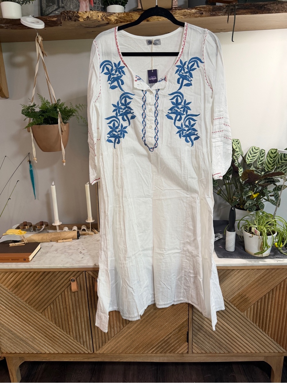 NWT Handprint Dream Apparel Tunic Dress with Blue Floral Embroidery One Size